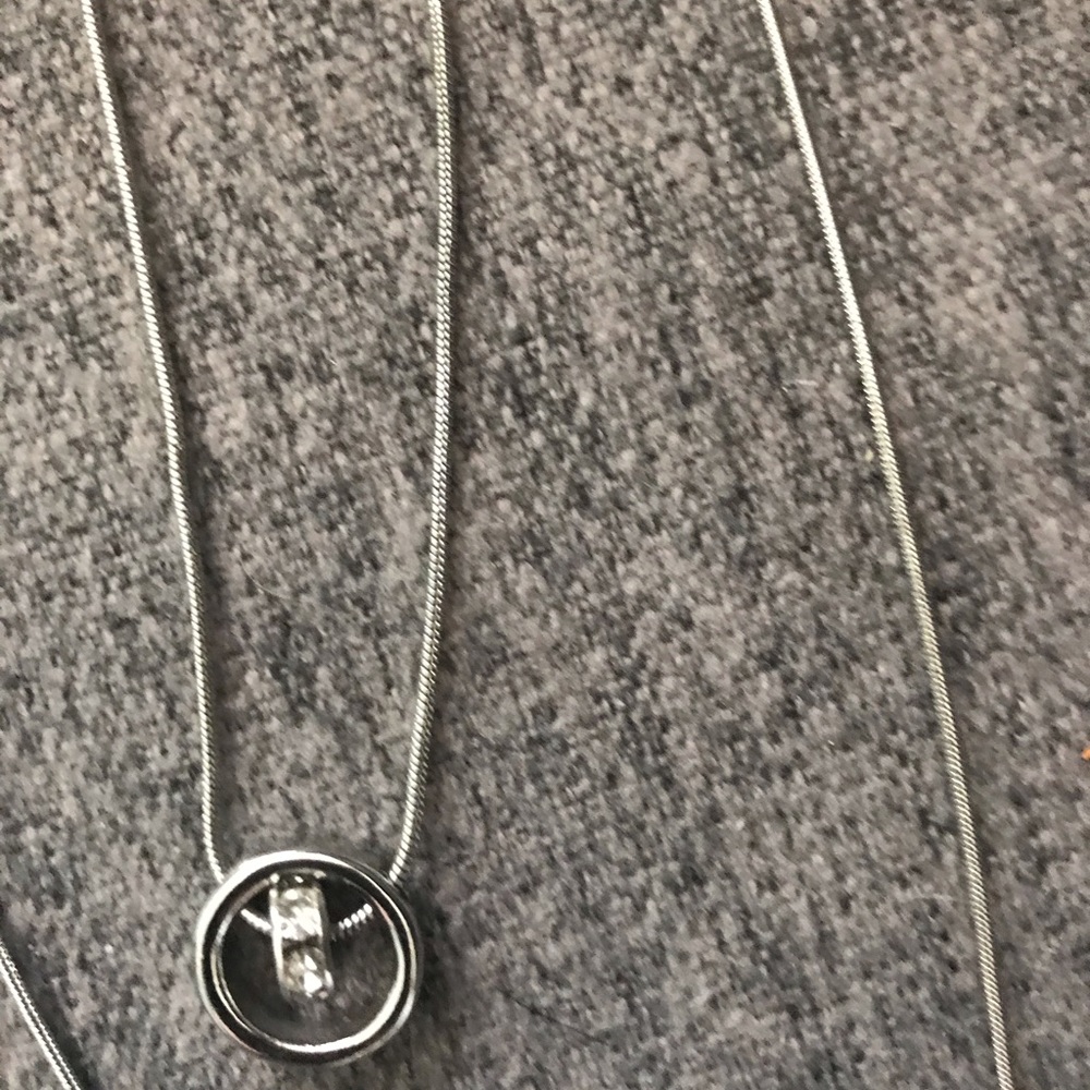 Express double chain circle in circle silver adjustable necklace - Picture 7 of 9